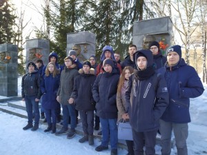 Вы в памяти останетесь навек…